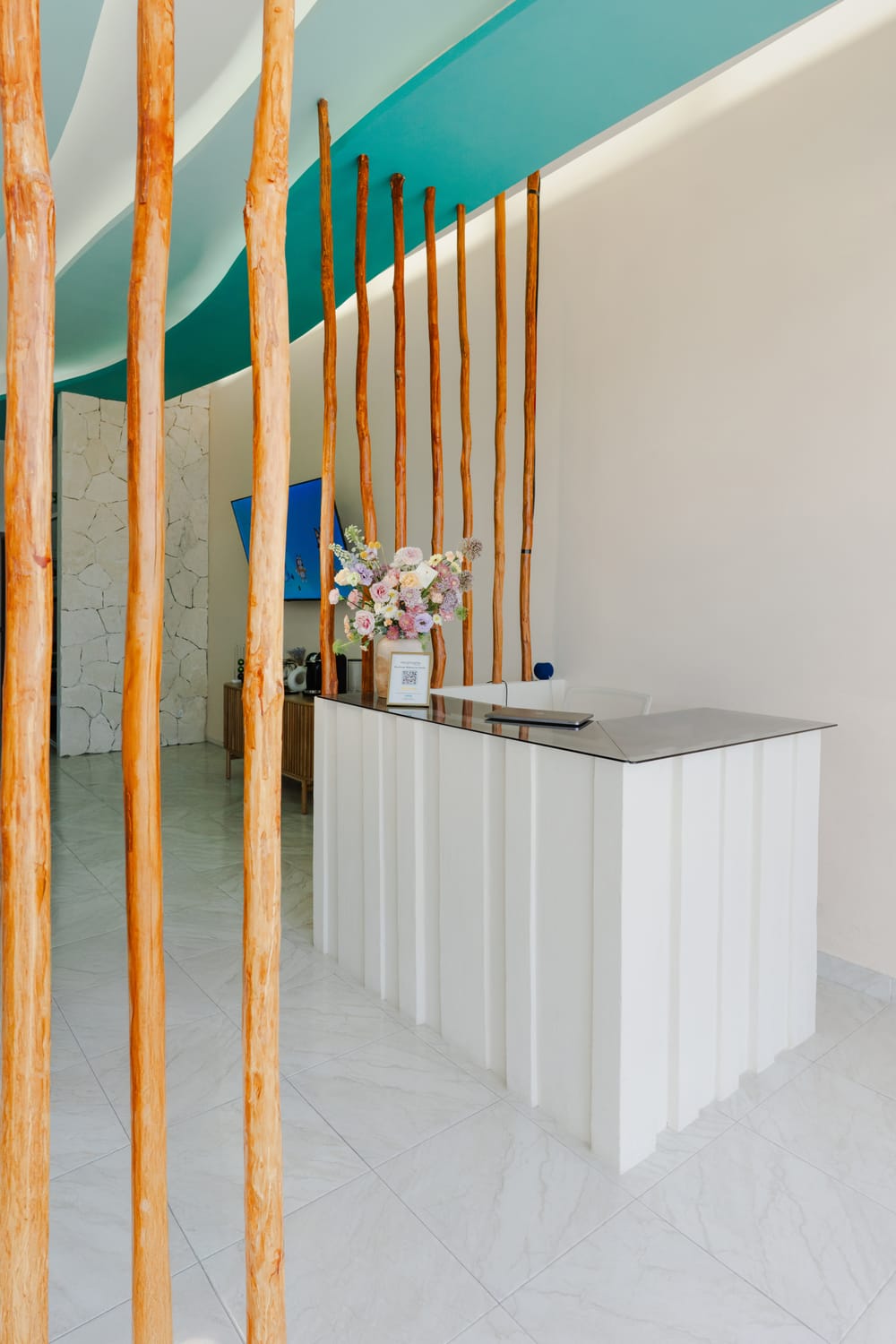 Reception of the Regeneris clinic in Cancún