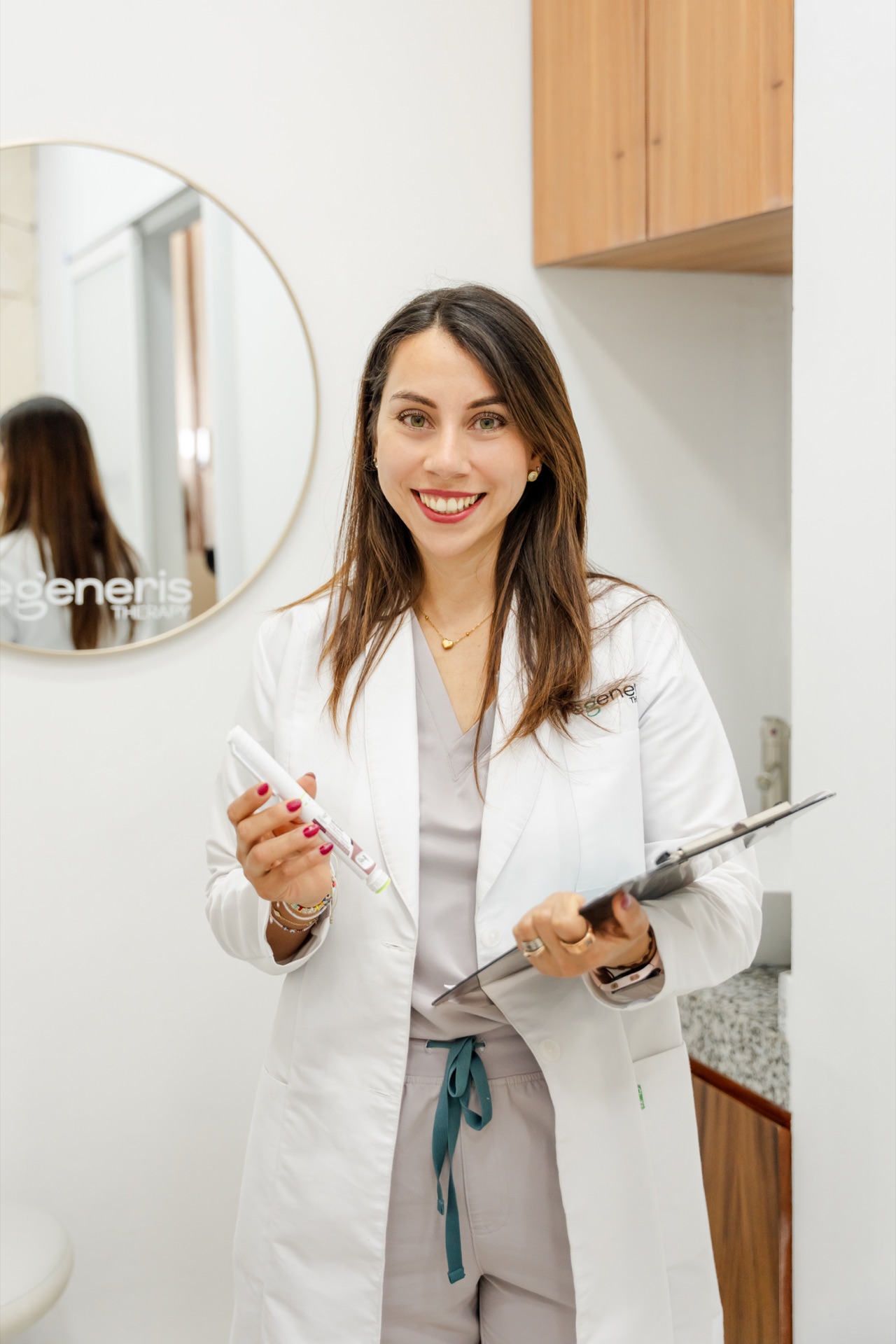 Exosome therapy at Regeneris Therapy