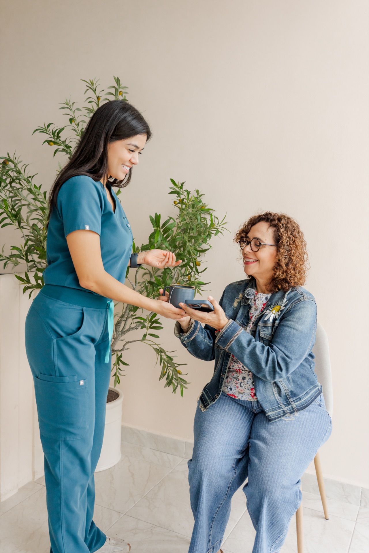 Patient experiencing personalized care at Regeneris clinic